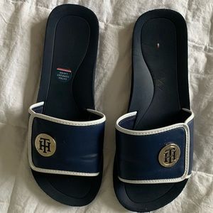 Tommy slides